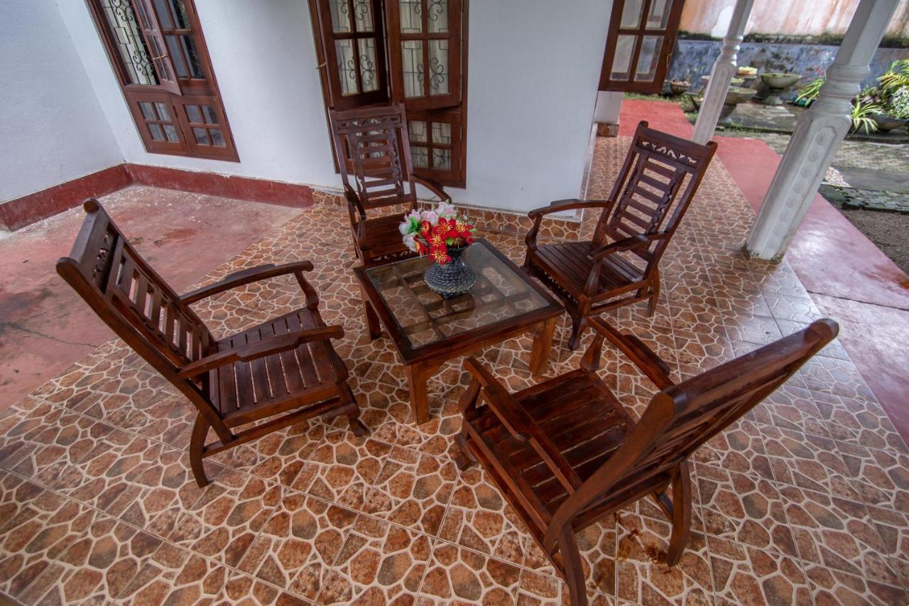 Mountain Gem Villa Hikkaduwa Εξωτερικό φωτογραφία