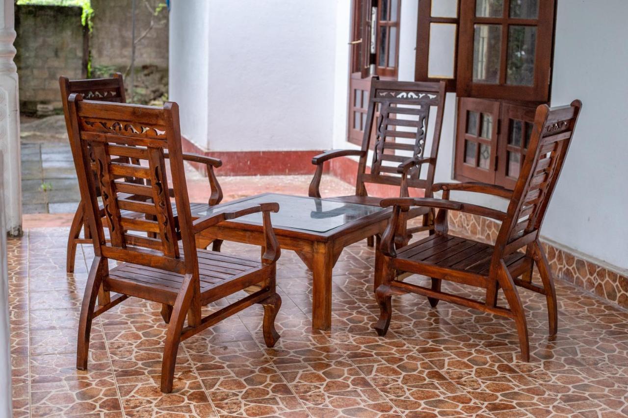 Mountain Gem Villa Hikkaduwa Εξωτερικό φωτογραφία